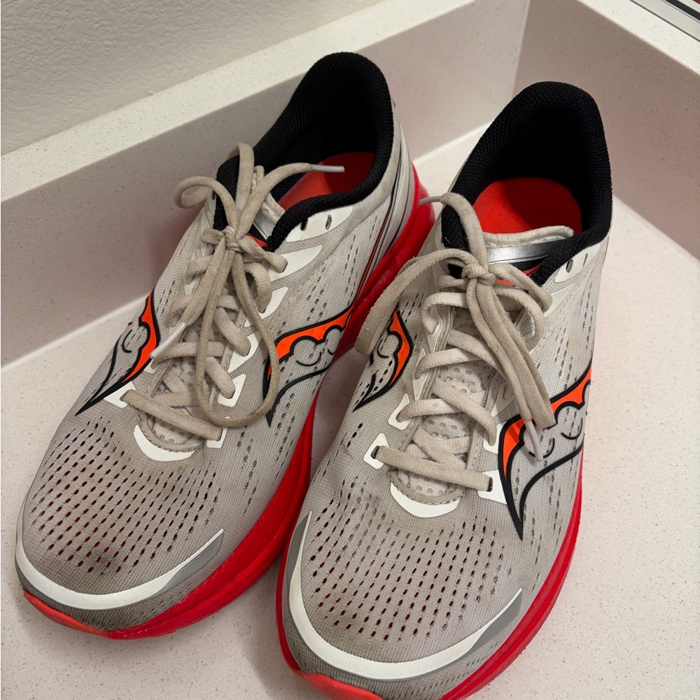 Saucony Endorphin Speed 3 'White ViZiRed'
